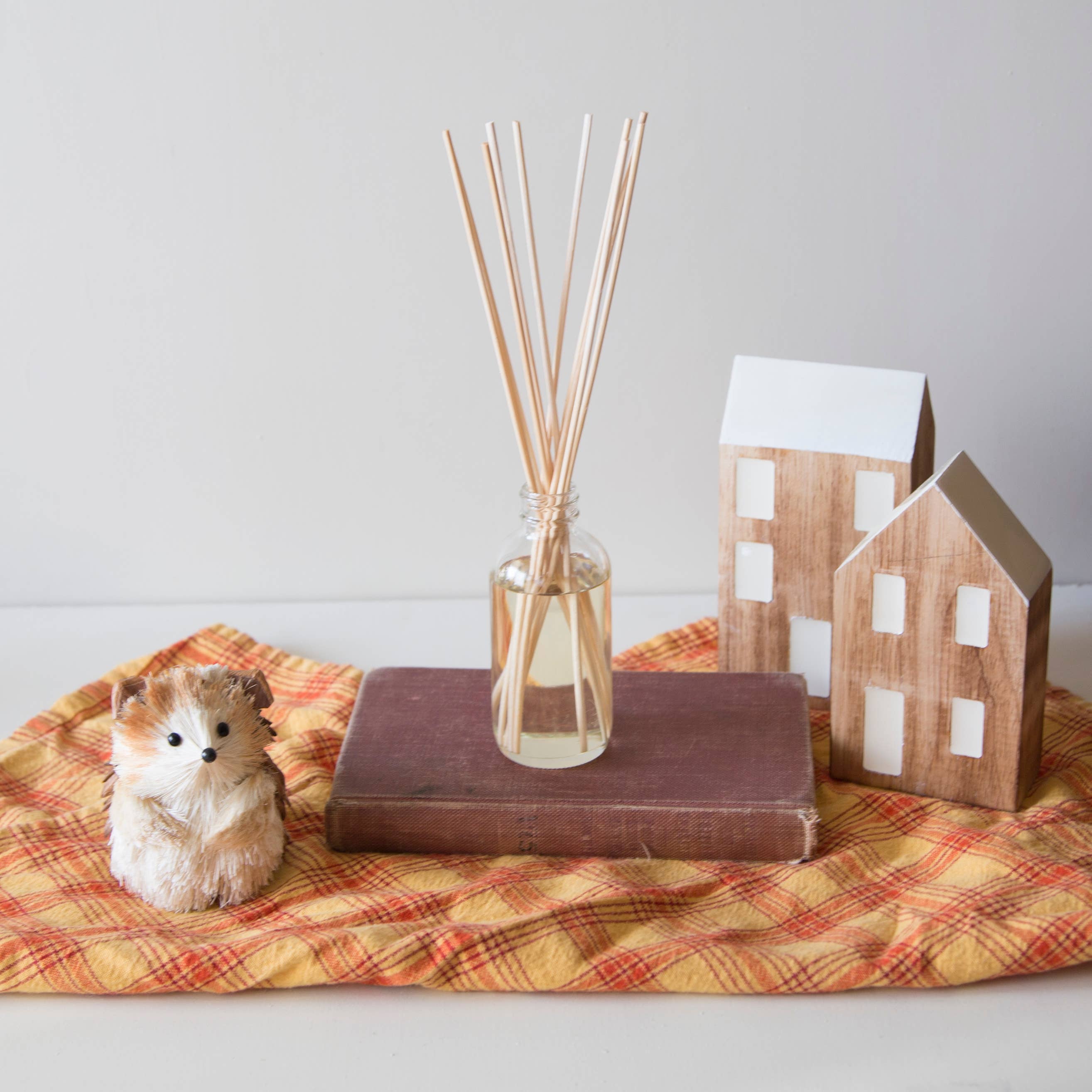 Wilderess - Wholesale Reed Diffuser - Ginger Apple Reed Diffuser1