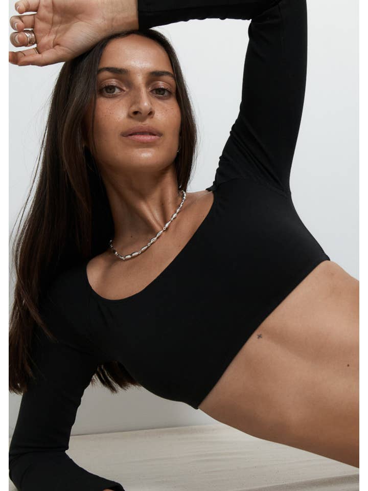 Pinky & Kamal - Wholesale Tank Top - Women's - Long Sleeve Crop - Black - Organic Cotton/Bamboo