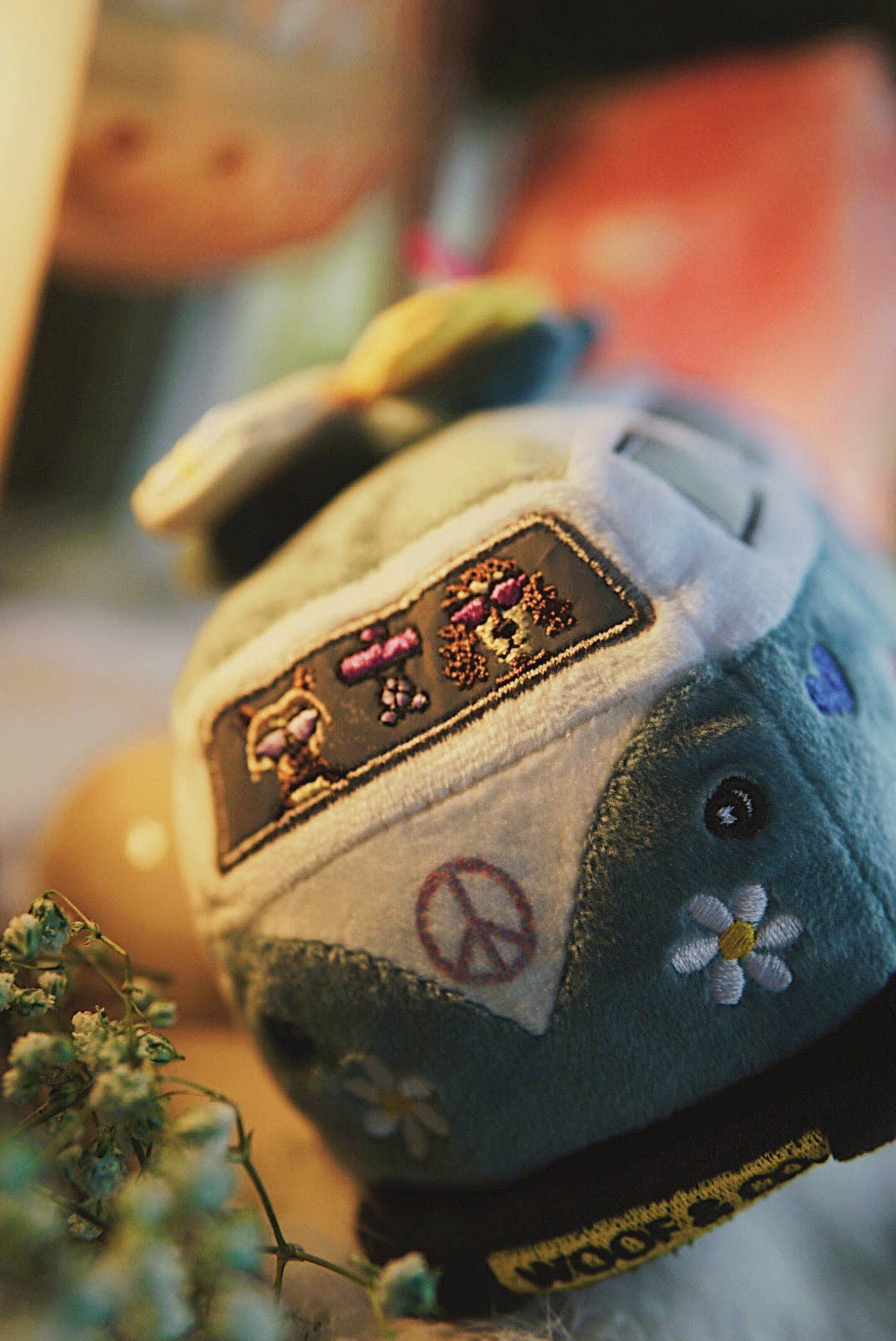 Woof & Co. - Wholesale Pet Plush Toy - Dog - Hippie Van8