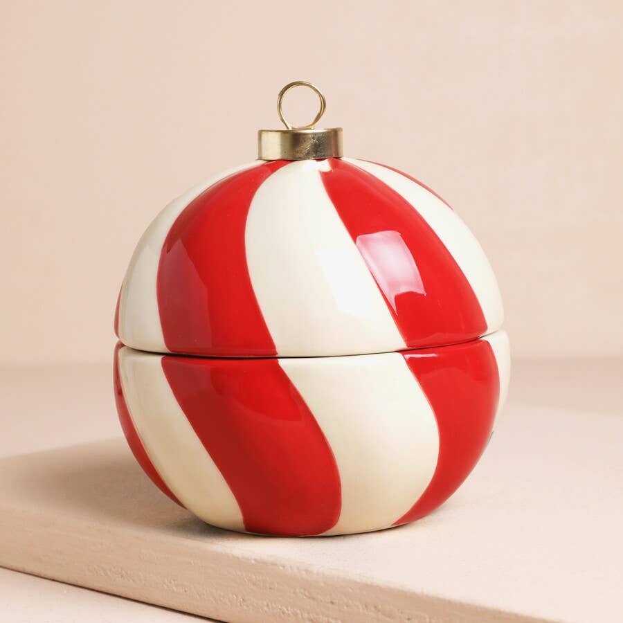 Lisa Angel - Wholesale Novelty candle - Candy Cane Stripe Cinnamon Bauble Candle Not available to EU3