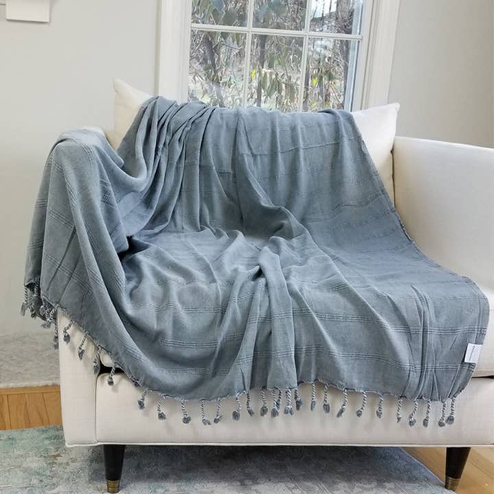 InfuseZen - Wholesale Throw Blanket - XL Stonewashed Cotton Turkish Throw Blanket in Denim
0