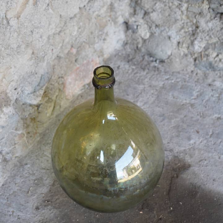 Petit truc - Wholesale Decorative jar - OLIVE GREEN BROKEN-NECK DEMIJOHN1