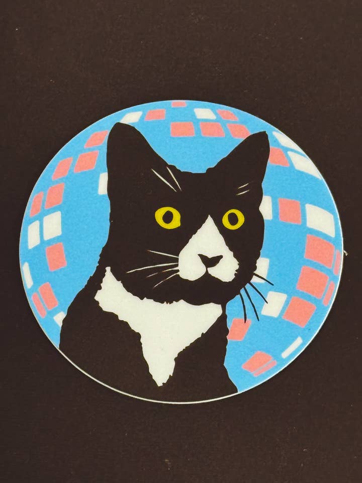 Autocolante Circular de 3" com Logótipo de Bola de Espelhos Daft Cat em Rosa por atacado de Mobius Theory