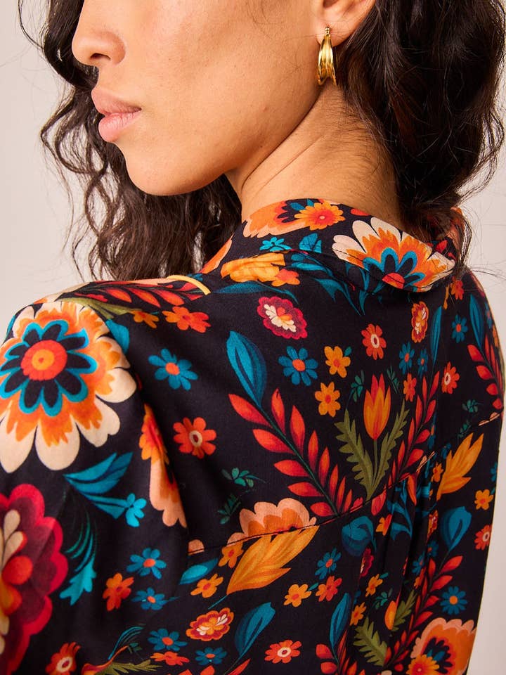 Smile - Wholesale Button Down Shirt - Women's - Mexican Bellota Shirt5