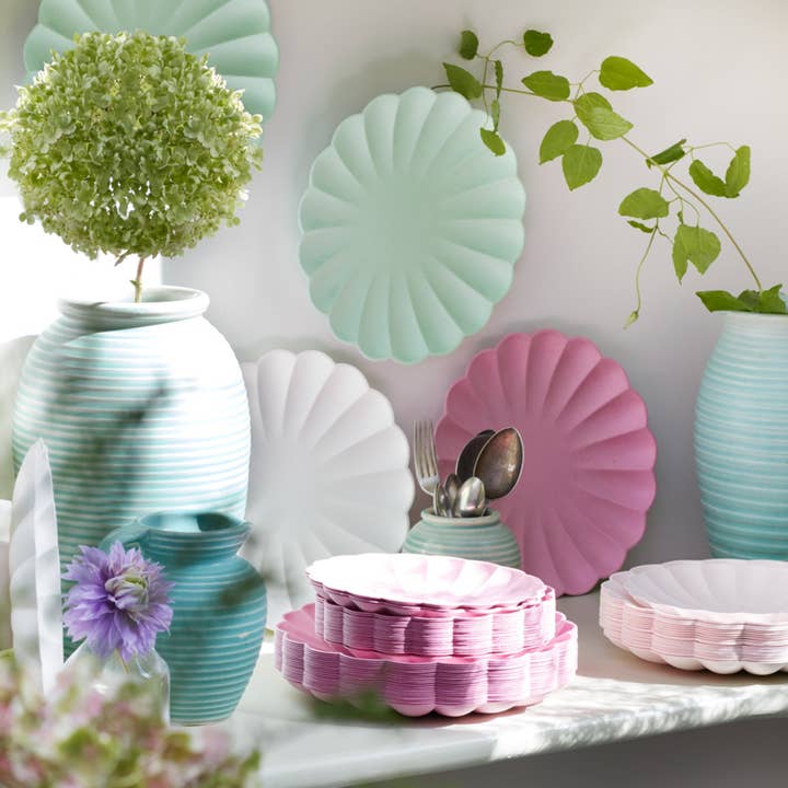 Meri Meri – wholesale Disposable plate – Large Bubblegum Pink Compostable Plates2