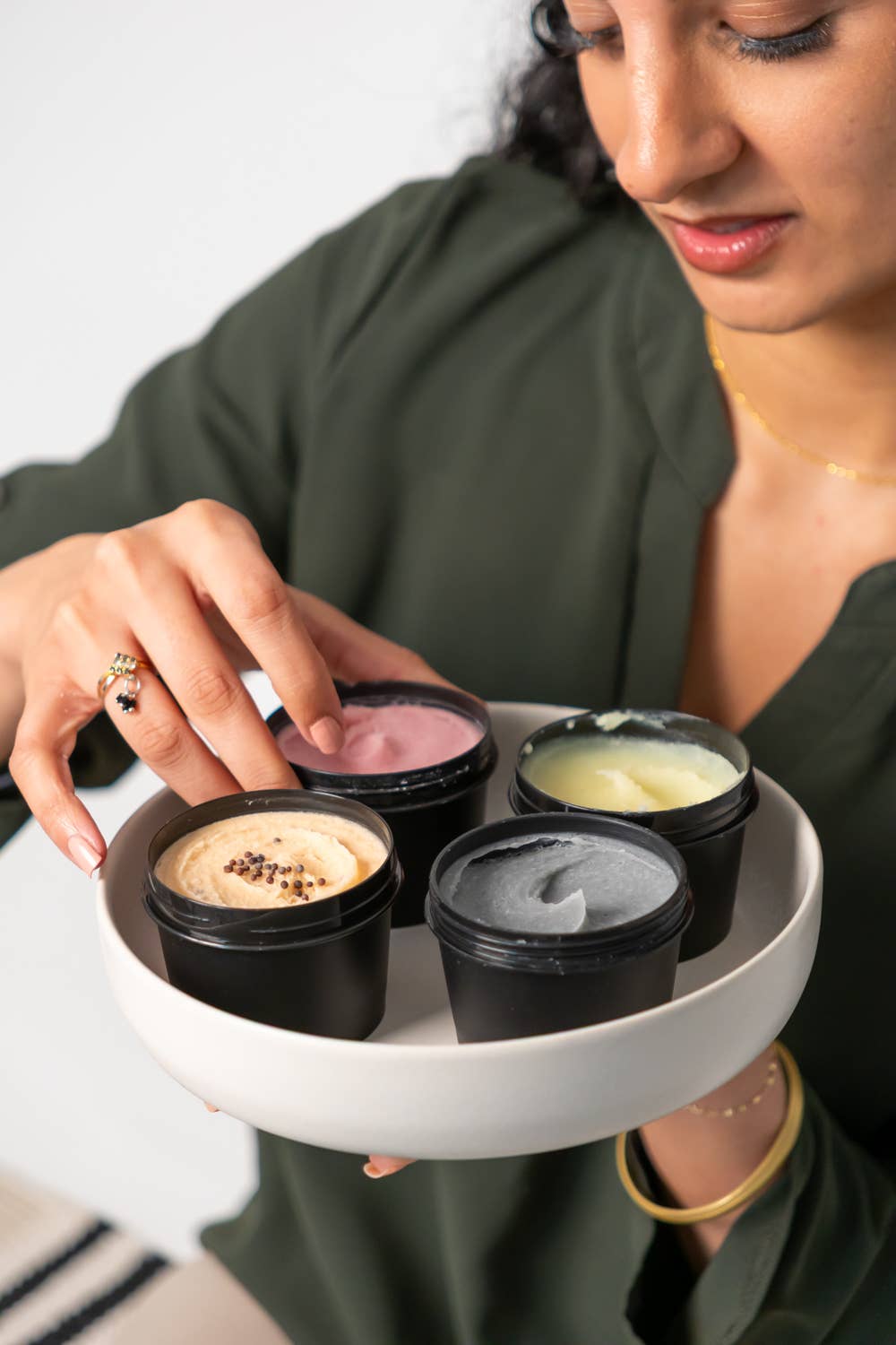 Liv Metta - Wholesale Body Scrub/Exfoliant - Exfoliating and Brightening Body Scrub3