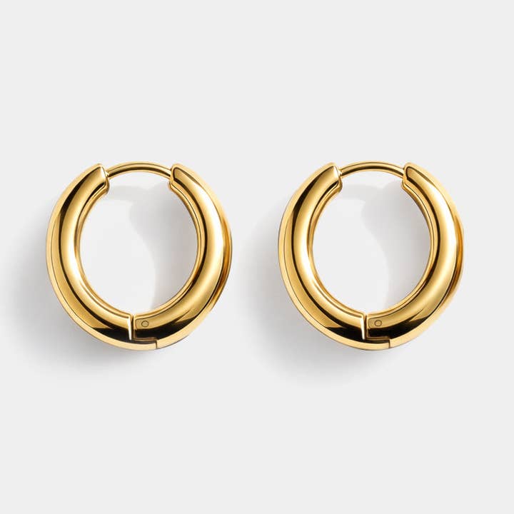 Gyllene huggies i rostfritt stål - SS253E010GL för wholesale av Bizou