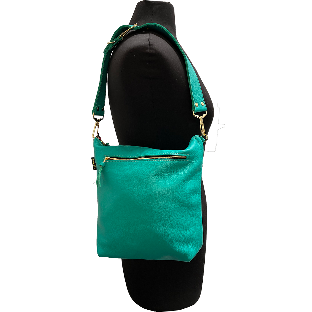 Zina Kao Exclusives - Wholesale Shoulder Bag - Women's - The Buckle Strap Lakeshore Shoulder bag : Softs18