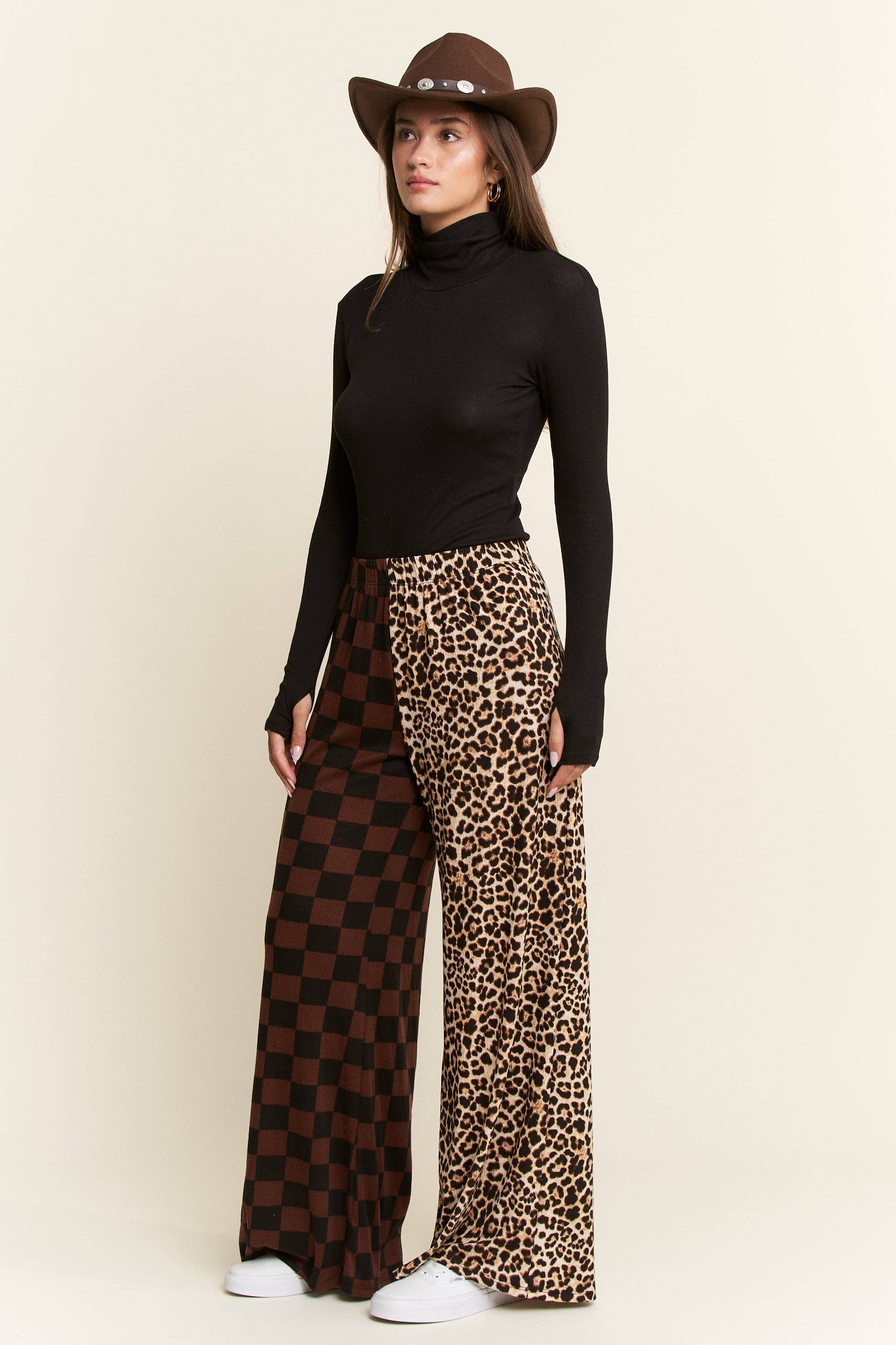 MOCHA SPLIT DECISION LEOPARD-CHECKERED PANTS for wholesale on Faire1