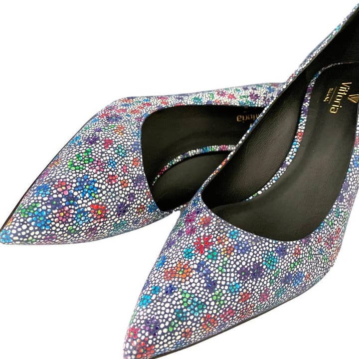 Mörk blomma 7 cm Häl Mocka Pumps för wholesale av Vittoria