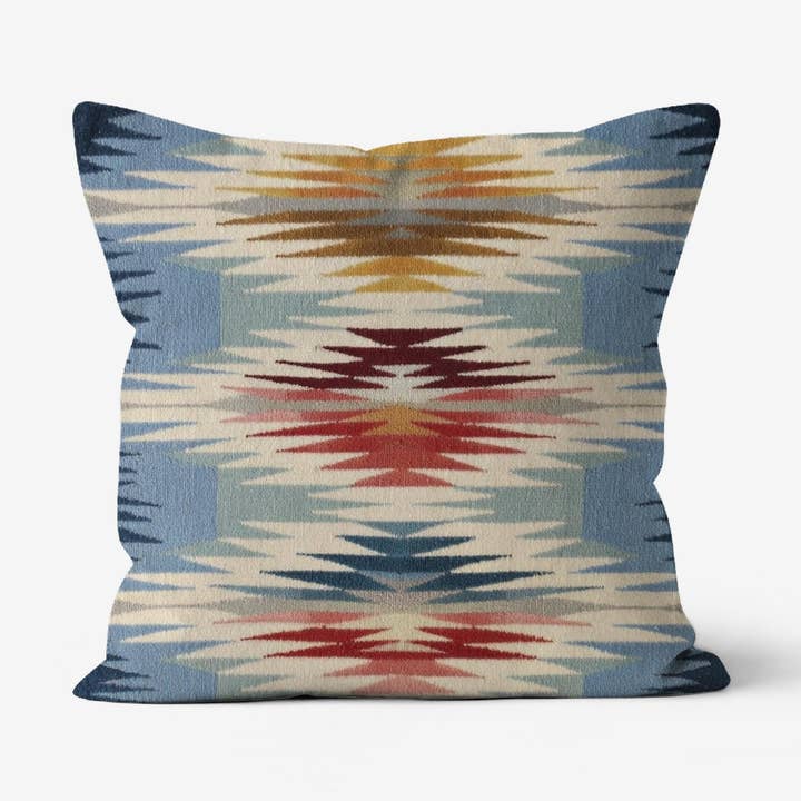 Cojín Geométrico Tribal del Suroeste Estilo Kilim de Kiona para venta al por mayor de Hound and Hog