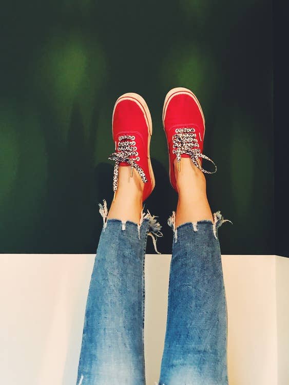 The Shoelace Brand – wholesale Skosnören - Unisex – Classic Leopard – Tidlösa skosnören med leopardmönster och guldtips7