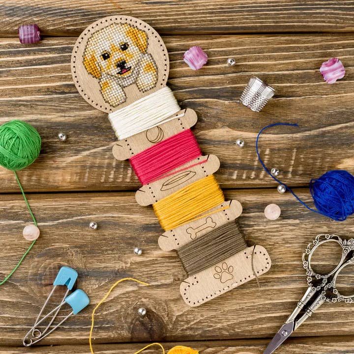 HobbyJobby - Wholesale Embroidery/Cross Stitch Supplies - Blank for embroidery with thread on wood FLHW-013