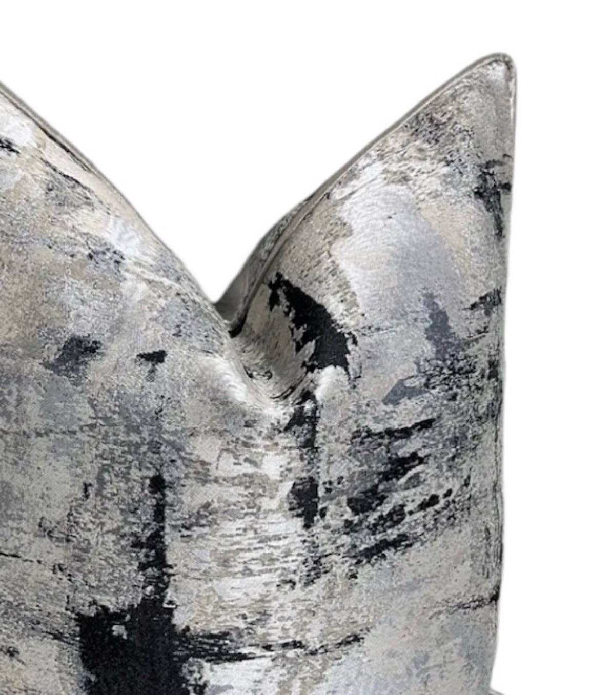 luxelifestyledecor - Wholesale Throw/Decorative Pillow - MONOCHROME LUXE1