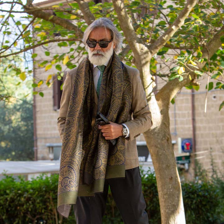 Leone - Ullsiden Scarf - Olivgrön för wholesale av Elizabetta Made in Italy USA