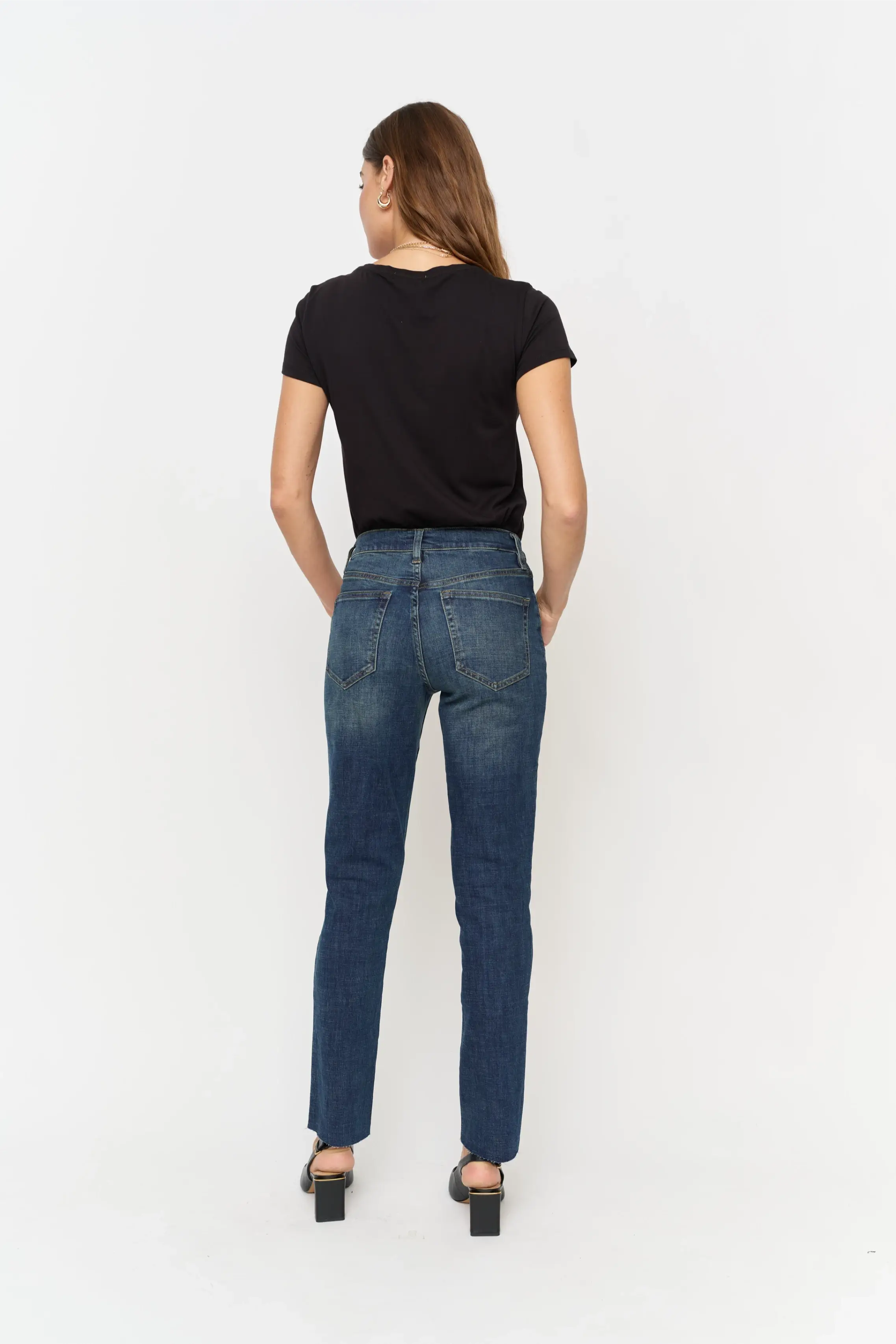Oliver Logan - Vendita all'ingrosso Jeans - Donna - Crosby Jeans a Vita Media con Taglio Rilassato e Gamba Affusolata, Ralph11