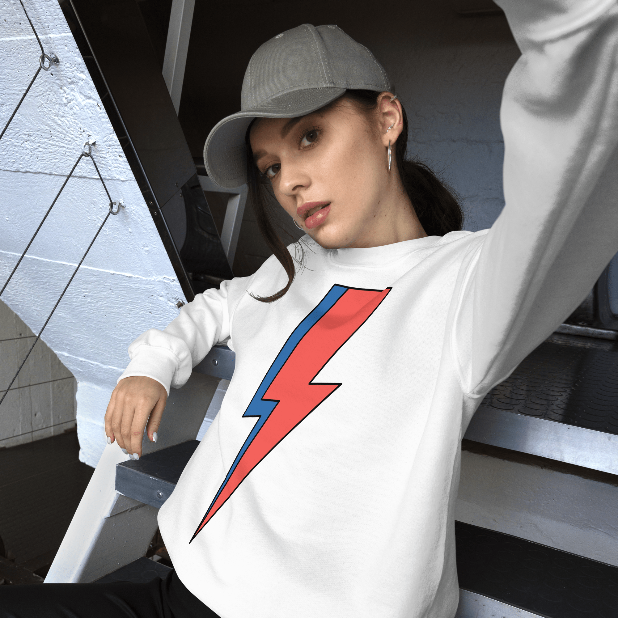Jolly & Goode - Wholesale Graphic Sweatshirt - Unisex - Lightning Bolt Sweatshirt12