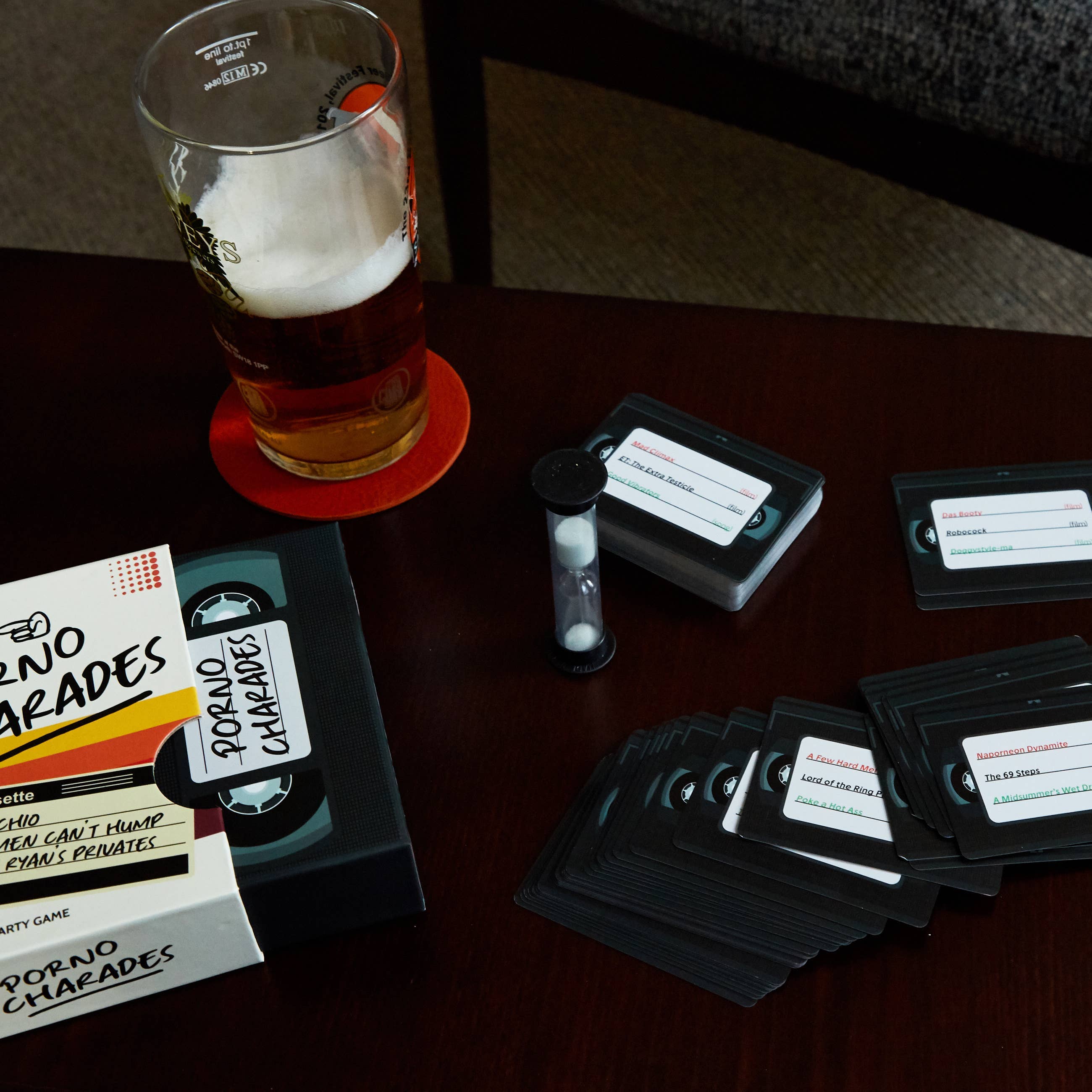 Clarendon Games USA – Engroshandel Kortspil – Porno Charades Voksen Kortspil6