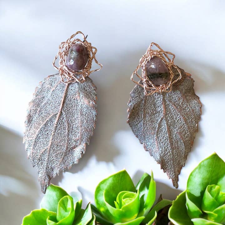 Earrings with electroformed birch leaves for wholesale by Arte e sfizio