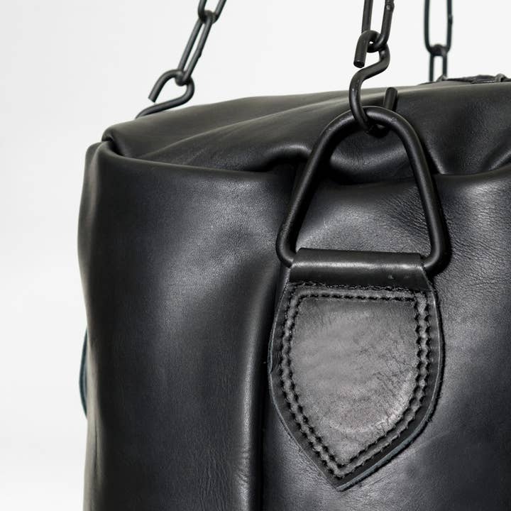 John Woodbridge Makers - Wholesale Sporting accessories - VINTAGE LEATHER PUNCHING BAG 192012