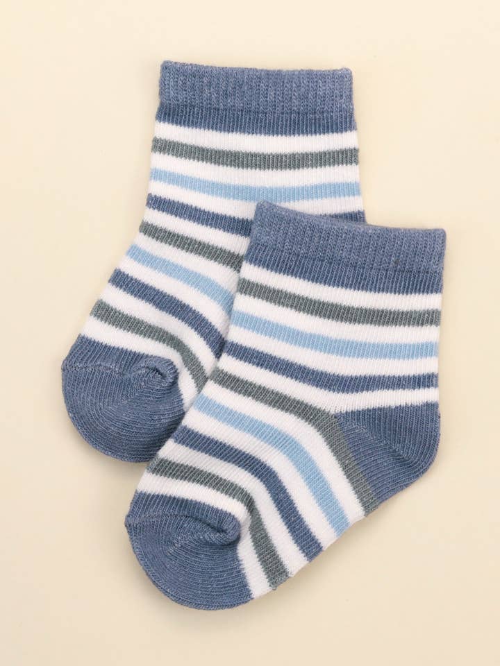 Økologiske bomuldsbabysokker - Blå & grønne striber for engroshandel hos Lūmmi in Colour Babywear