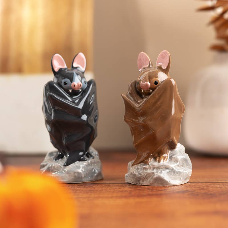 Puckator Ltd – wholesale Salt & pepper shaker set – Bat Ceramic Salt & Pepper Set2