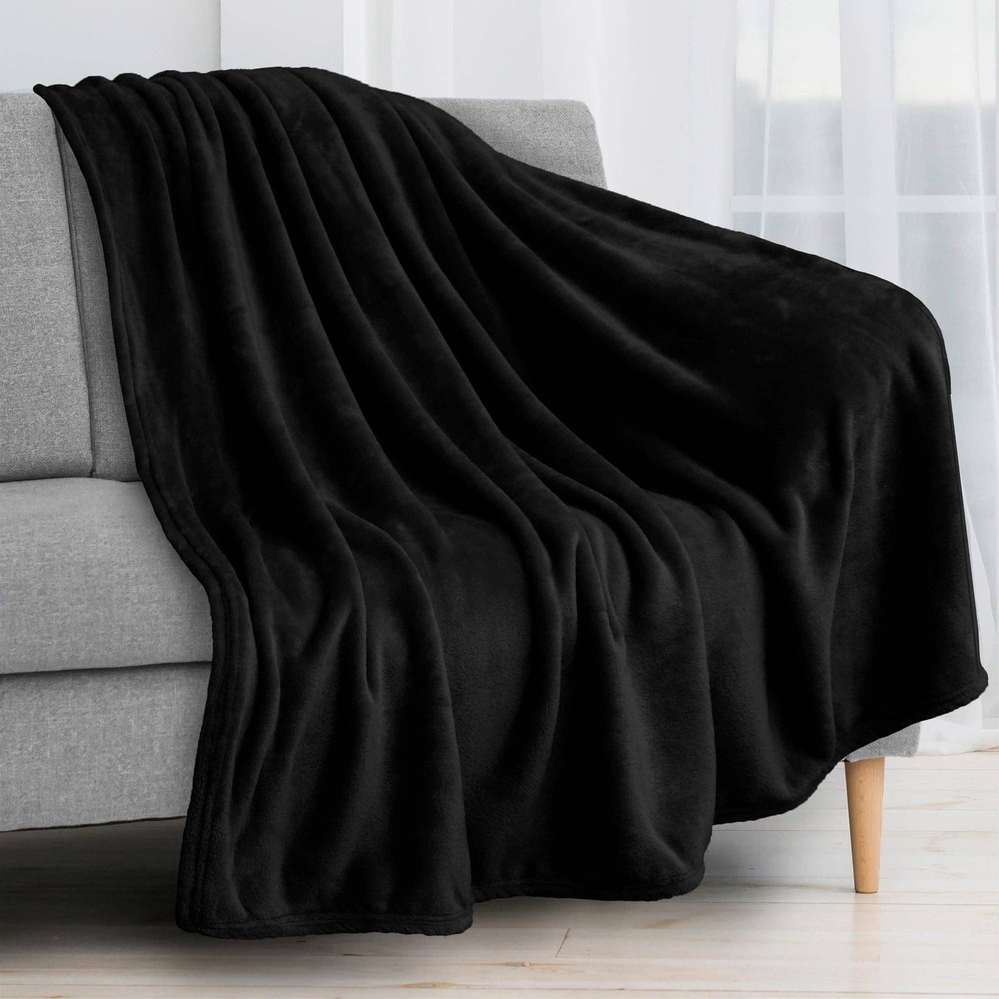 Pavilia - Wholesale Throw Blanket - Classic Fleece Throw Blanket0