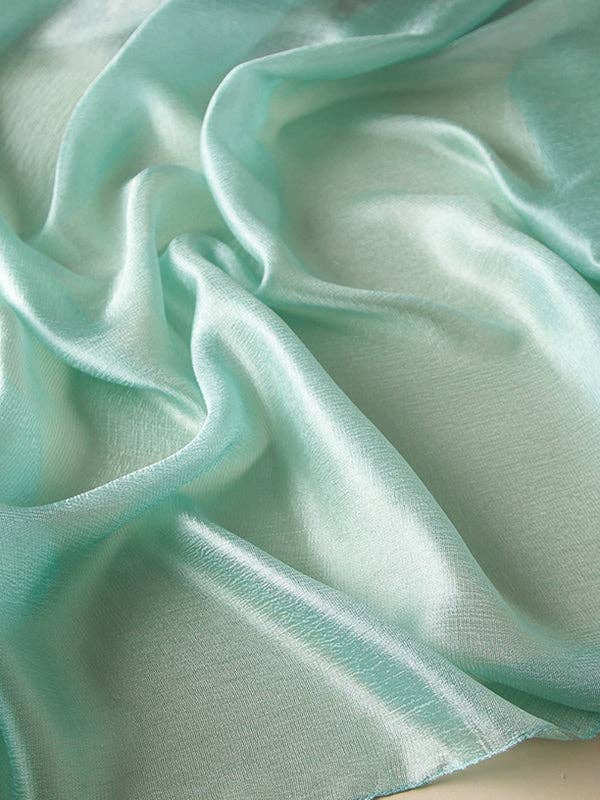 FurDecoration – Großhandel Schal – Damen – Einfarbige Thermo-Halswärmer für Sonnenschutz und Wärme25