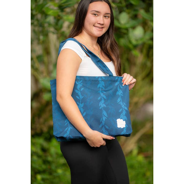 The Keiki Dept - Wholesale Tote Bag - Women's - Blue Maile Strands Canvas Zipper Tote Bag1