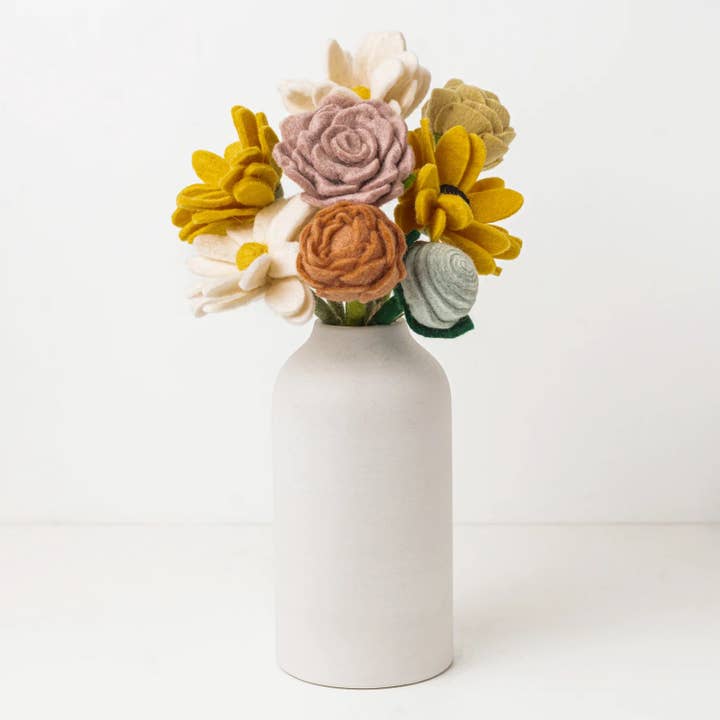 Thanksgiving Bouquet for wholesale by Global Goods Partners