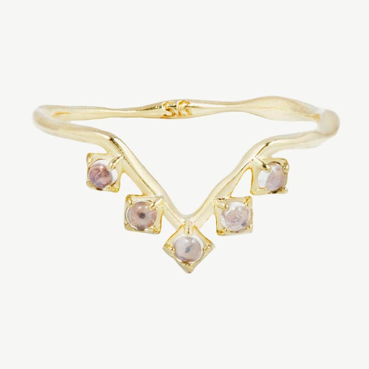 Anel Cleo em Moonstone/Ouro por atacado de Studio Grun