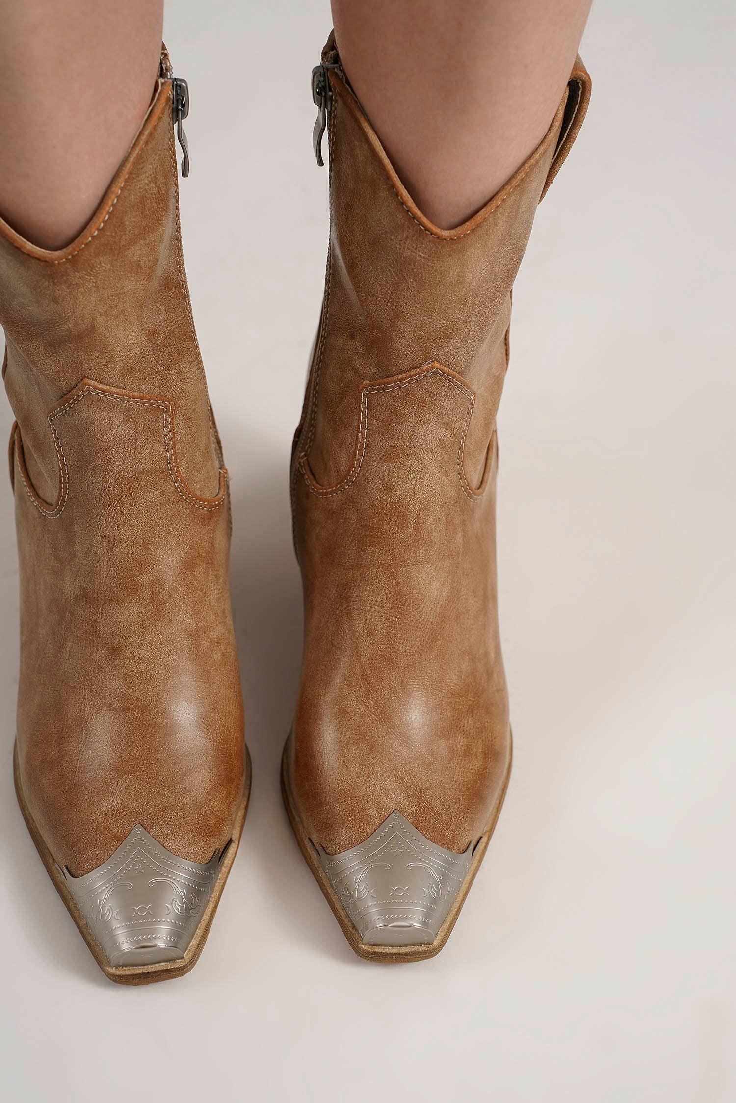 BEAST FASHION - Venta al por mayor Botines - Mujer - Botines tobilleros con puntera occidental DAKOTA-0112