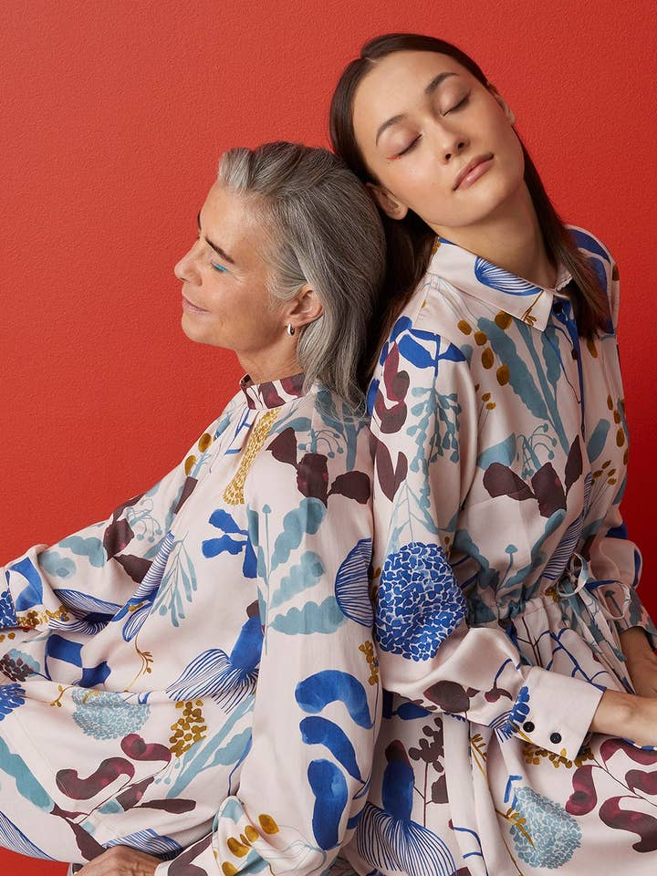 Vestido longo feminino de lyocell estampado Wild Garden com gola de camisa por atacado de Papu