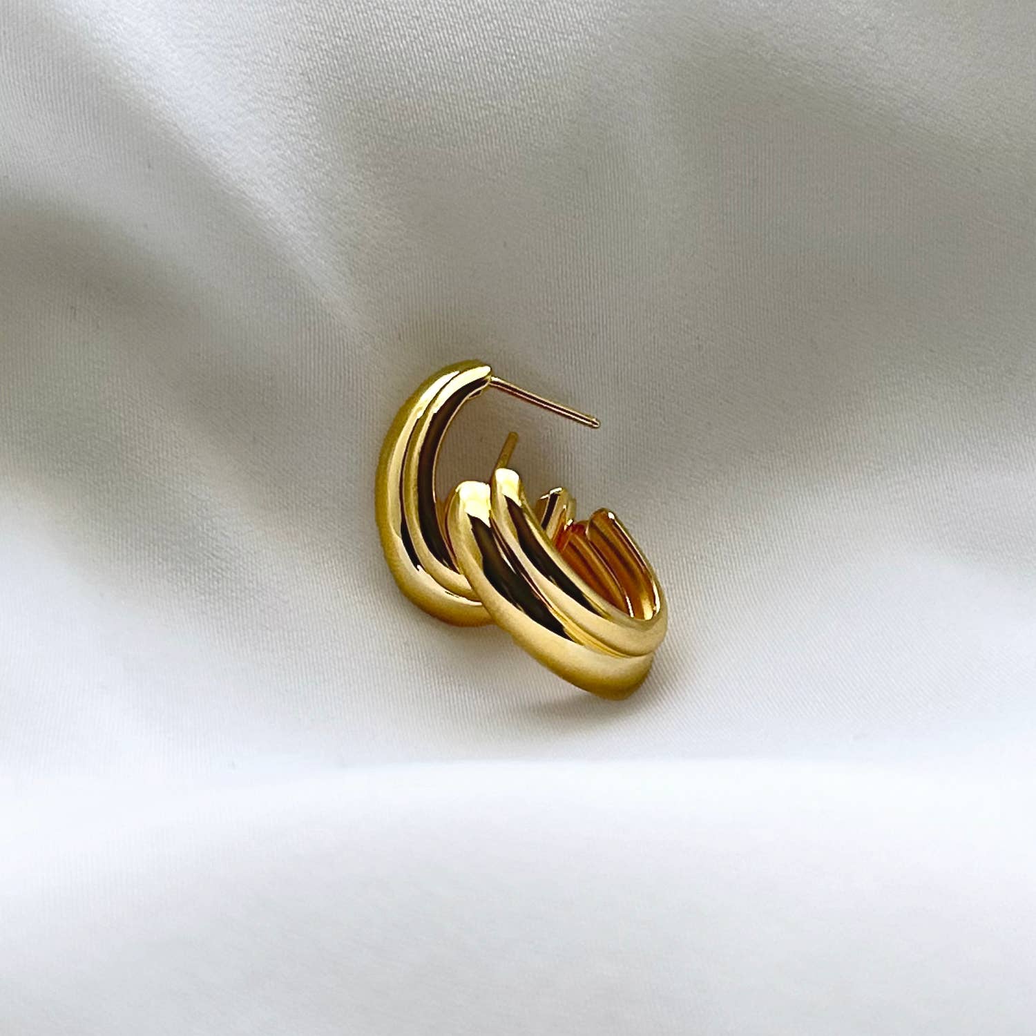 Love Lori Michelle Jewelry - Wholesale Hoop Earrings - Aura Double Oval Hoop Earrings6