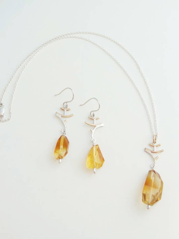 Ensemble de calligraphie Katana pour la vente par Liv & Lov