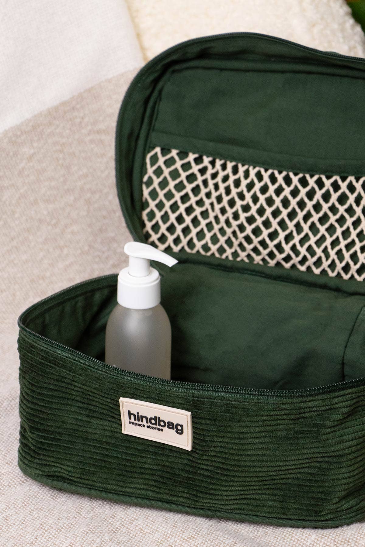 Hindbag - Wholesale Makeup/Cosmetic Bag - Gaspard Pine Green Corduroy Vanity Case1