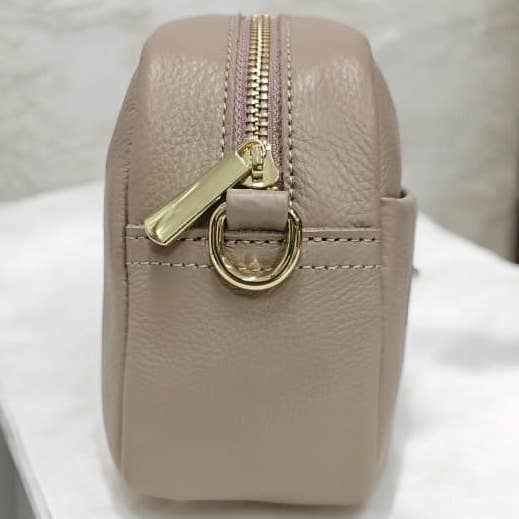 Lamb's Heir - Wholesale Crossbody Bag - Women's - Walk by Faith (Preorder)10