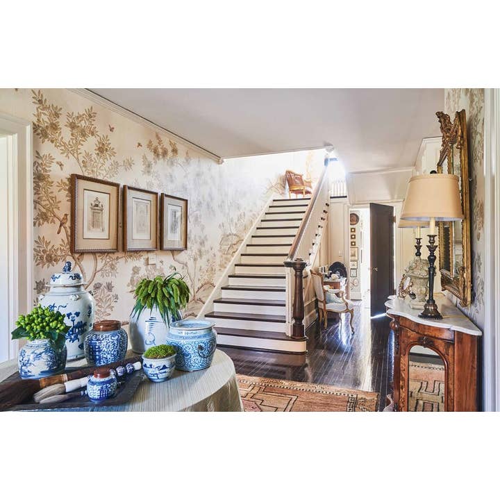 Gibbs Smith - Wholesale Book - Adult - Embracing Southern Homes