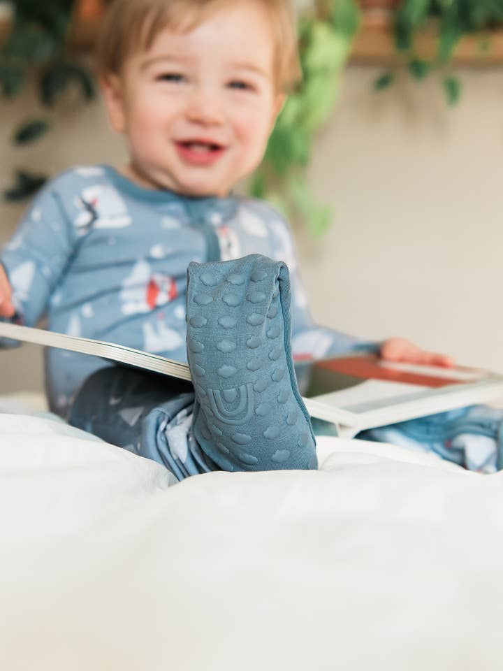 Stay Dreamy - Wholesale Jumpsuit - Baby - Snow Place Like Home- Zippy Romper1