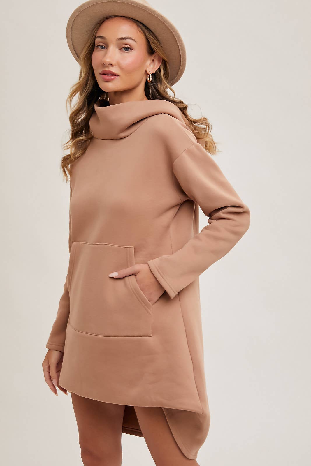 Bluivy - Venta al por mayor Sudadera con capucha - Mujer - Sudadera túnica con capucha y cuello alto con bolsillo delantero3