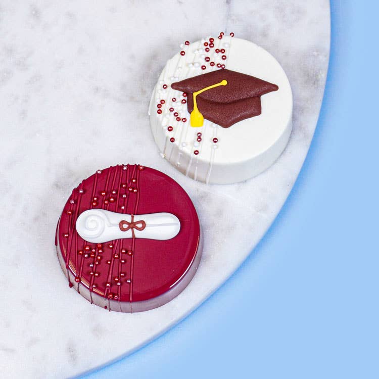 Summitbaking - Wholesale Decorating Tool - Graduation Hat/Cap and Diploma: Burgundy Set, Royal Icing De1