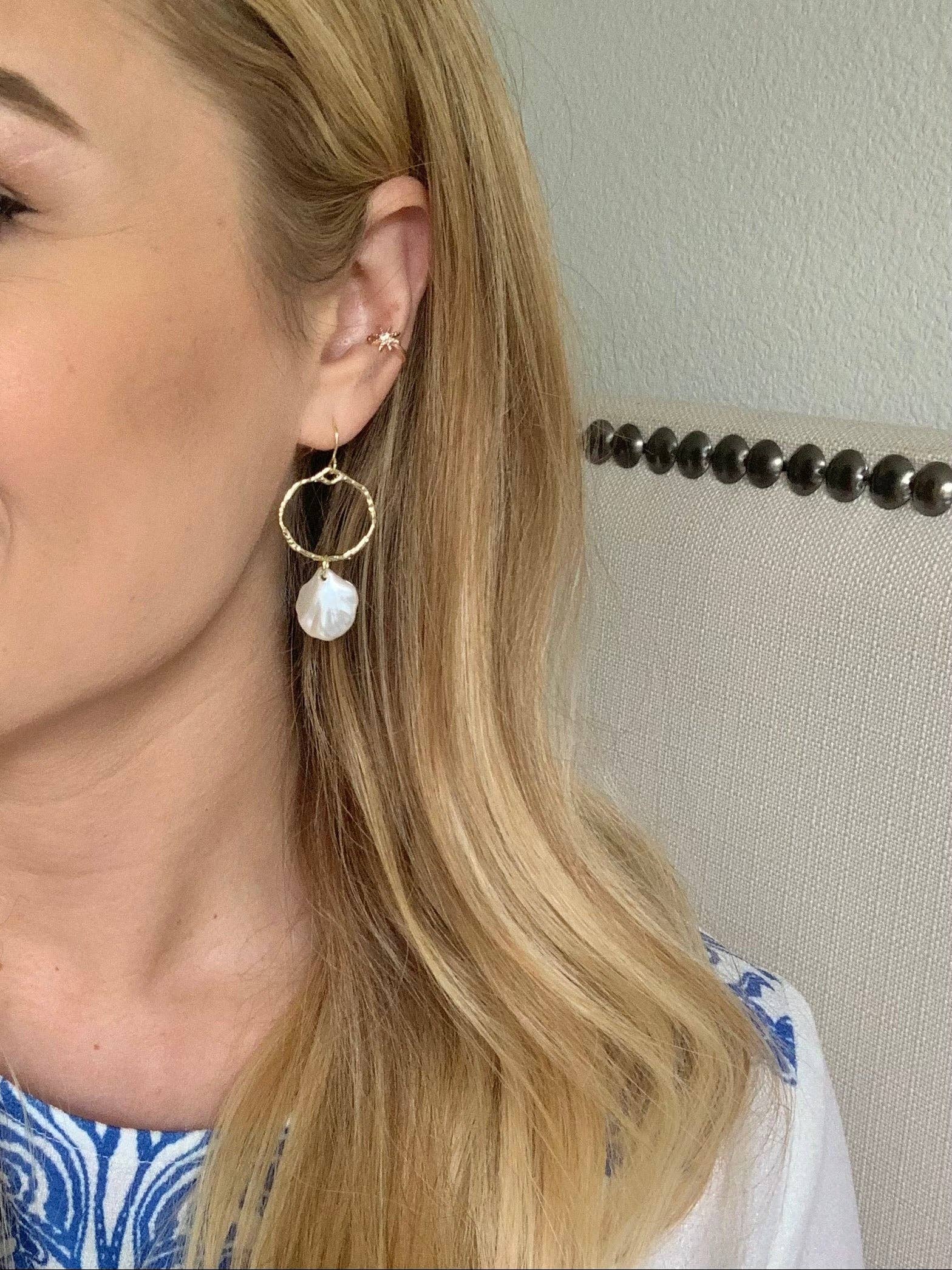 SALT by Sarah Curtis - Wholesale Dangle Earrings - SEASHELL HOOP DANGLES│gold | coastal jewelry│beachy earrings2