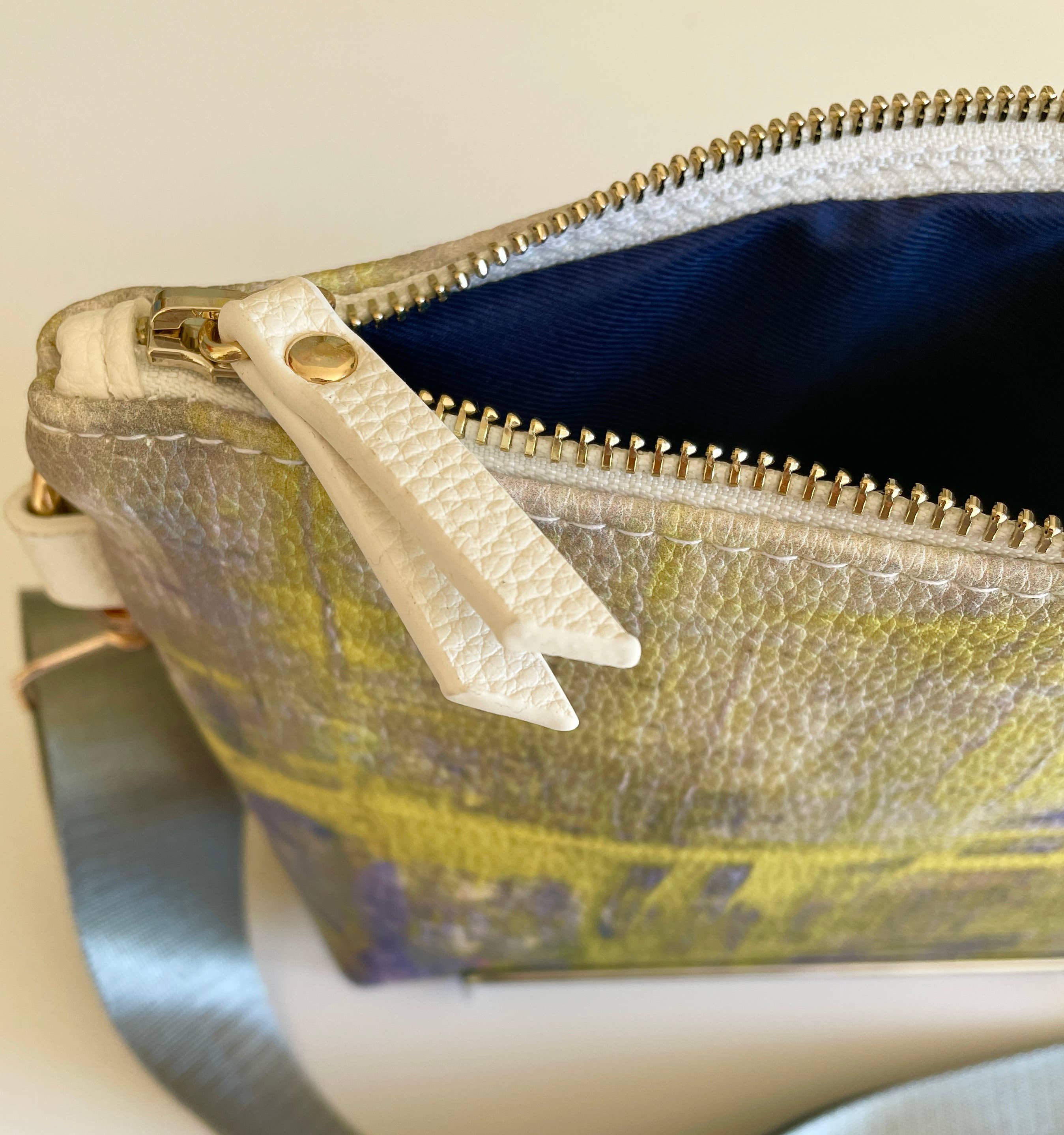 Delisch Jewelry & Accessories - Wholesale Crossbody Bag - Women's - LEMON PEWTER CROSSBODY HANDBAG3