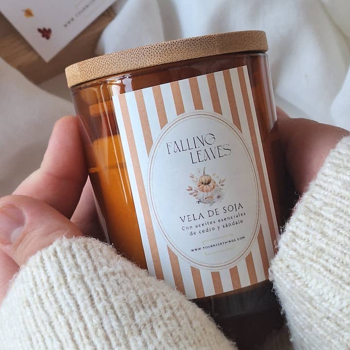 Soja kaars in glazen pot met houten deksel - herfst voor wholesale door Your Nice Things - Candles -