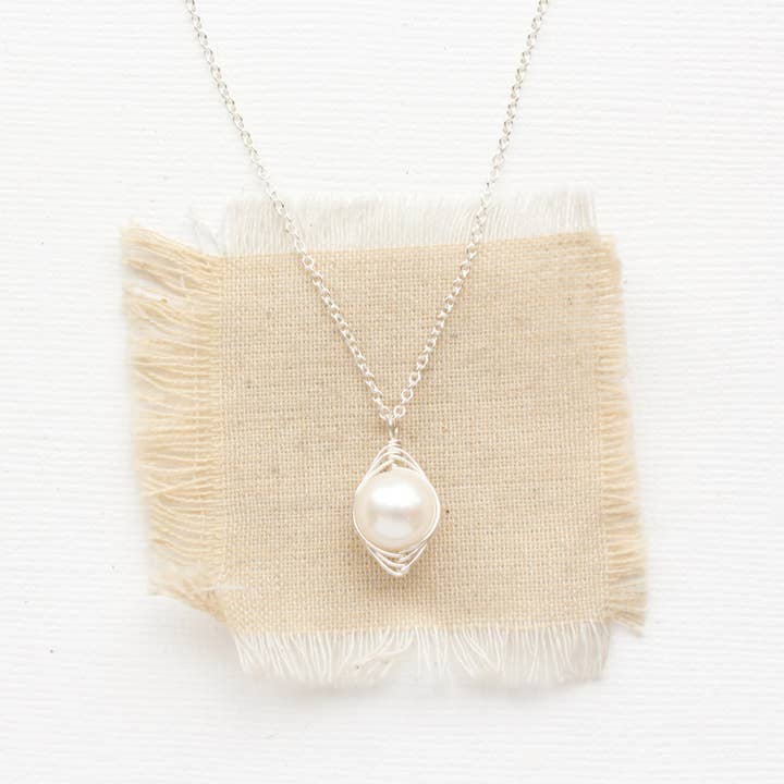 Perfekte Perlenkette für den Großhandel von Sarah DeAngelo