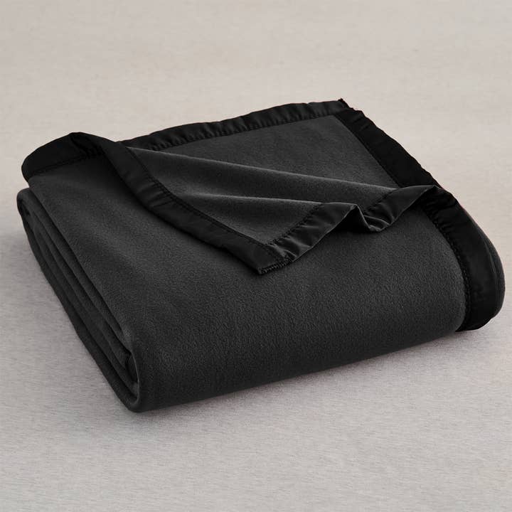 Soft Cozy Oversized Plush Warm Fleece Bed Blanket, Black and other Purchase Wholesale fleece blanket kits. Free Returns & Net 60 Terms on Faire trending on Faire.