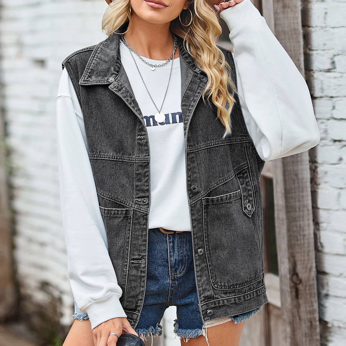 Lily Clothing - Wholesale Outerwear Vest - Women's - CWJV0008_VINTAGE BUCKELE POCKET COLLAR DENIM VEST1