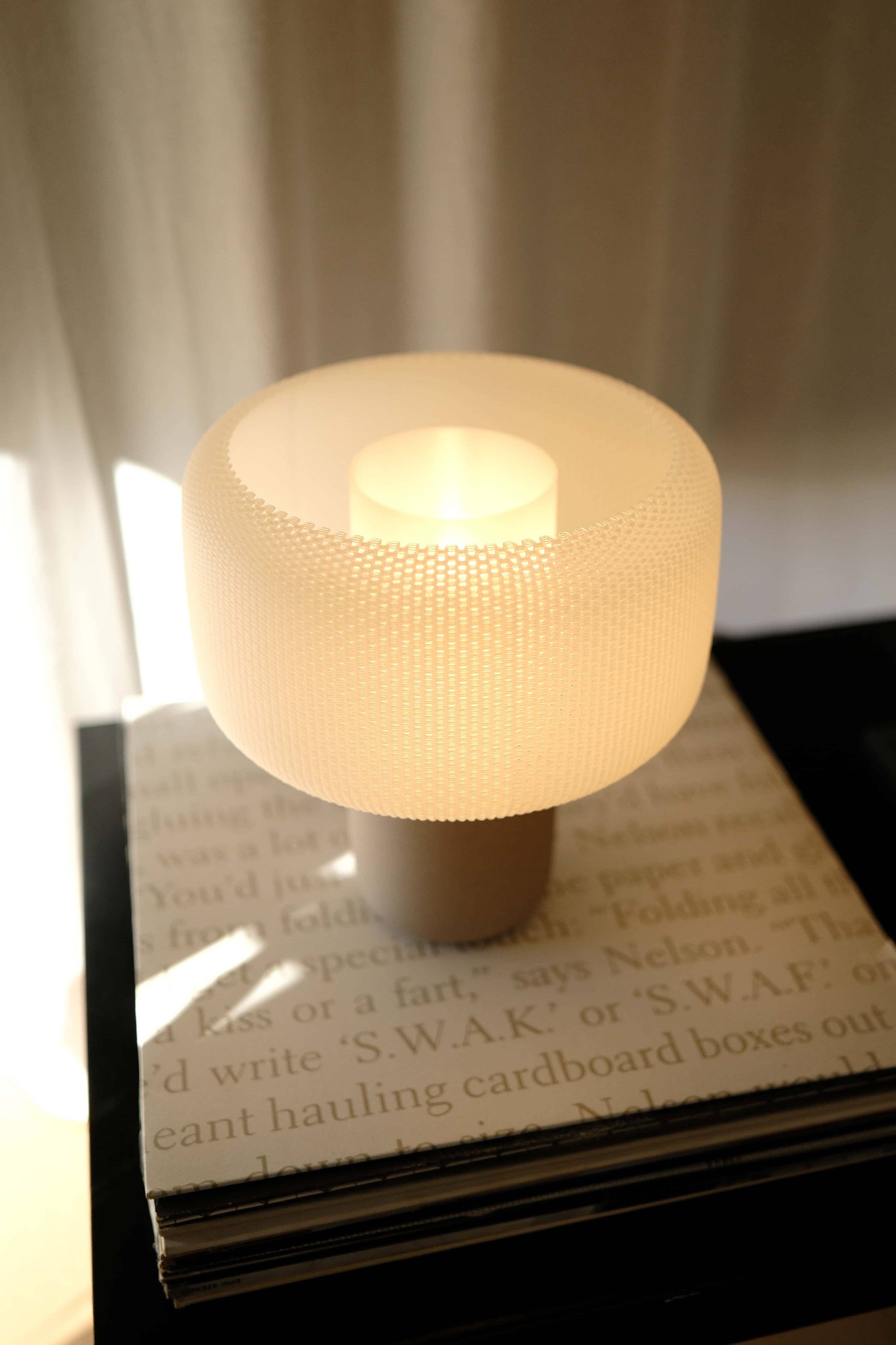 Mushroom Lamp – Natural beige -  Modern and Sustainable design for wholesale on Faire2