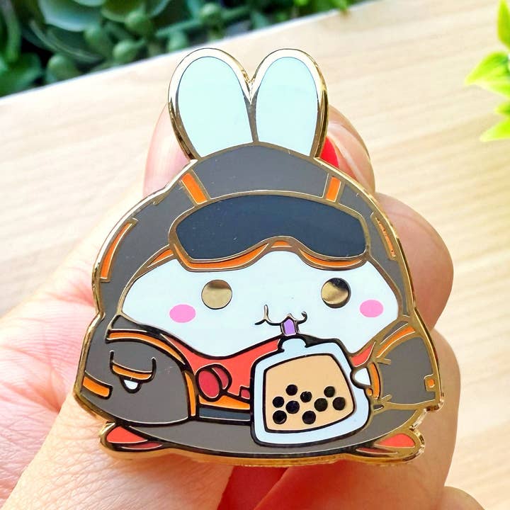 Emaille pin - IV Boba-drankje voor wholesale door SumLilThings