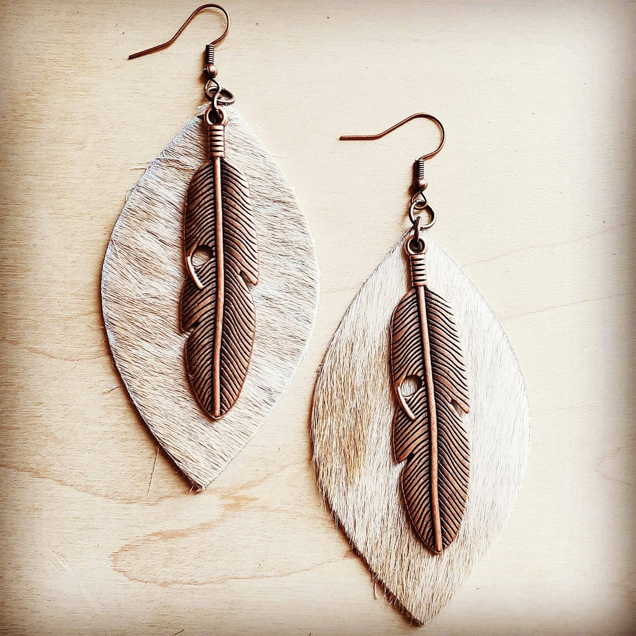 The Jewelry Junkie – wholesale Dangle earrings – Leather Oval Earrings Tan Hair-on-Hide w/ Copper Feathers 223c1